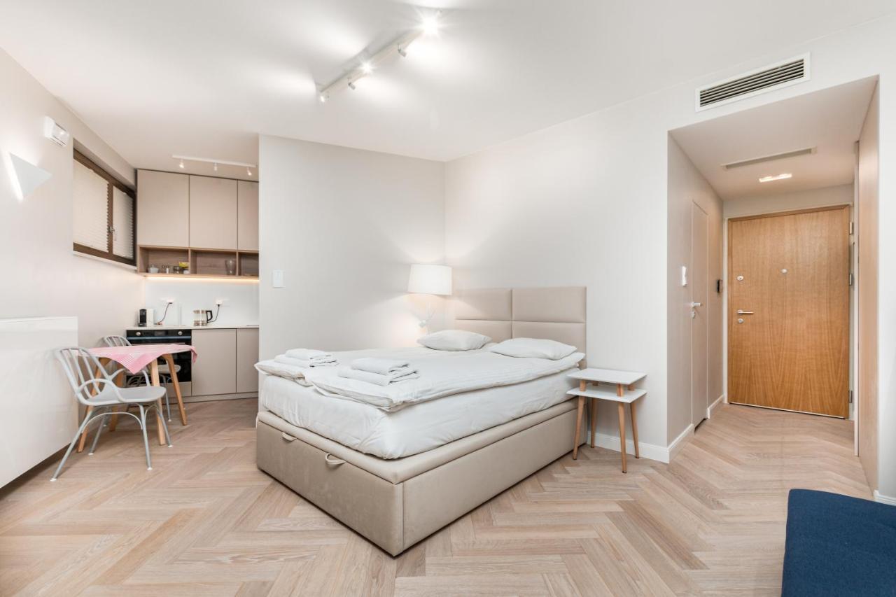 Apartament Solidarnosci By Your Freedom Warszawa Zewnętrze zdjęcie